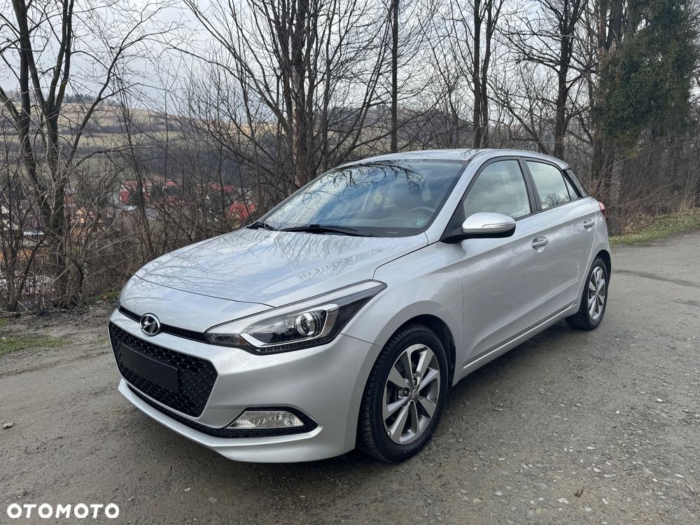 Hyundai i20 1.1 CRDi 5 Star Edition - 1
