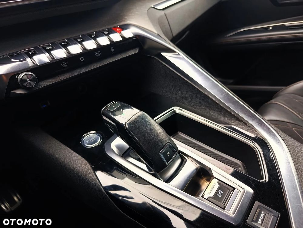 Peugeot 5008 2.0 BlueHDI GT S&S EAT8 - 31