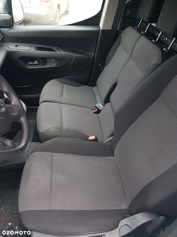 Toyota Proace City - 7