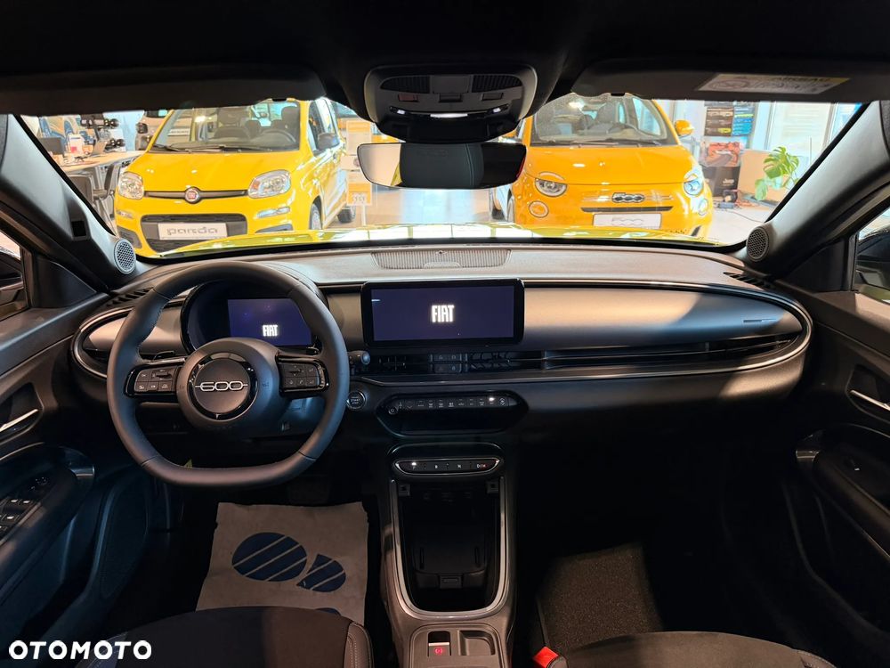 Fiat 600 1.2 Turbo Sport eDCT - 18