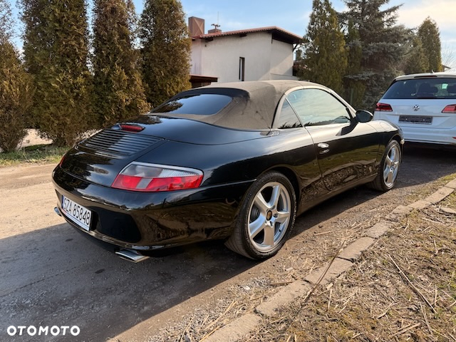 Porsche 911 Carrera Cabrio - 19
