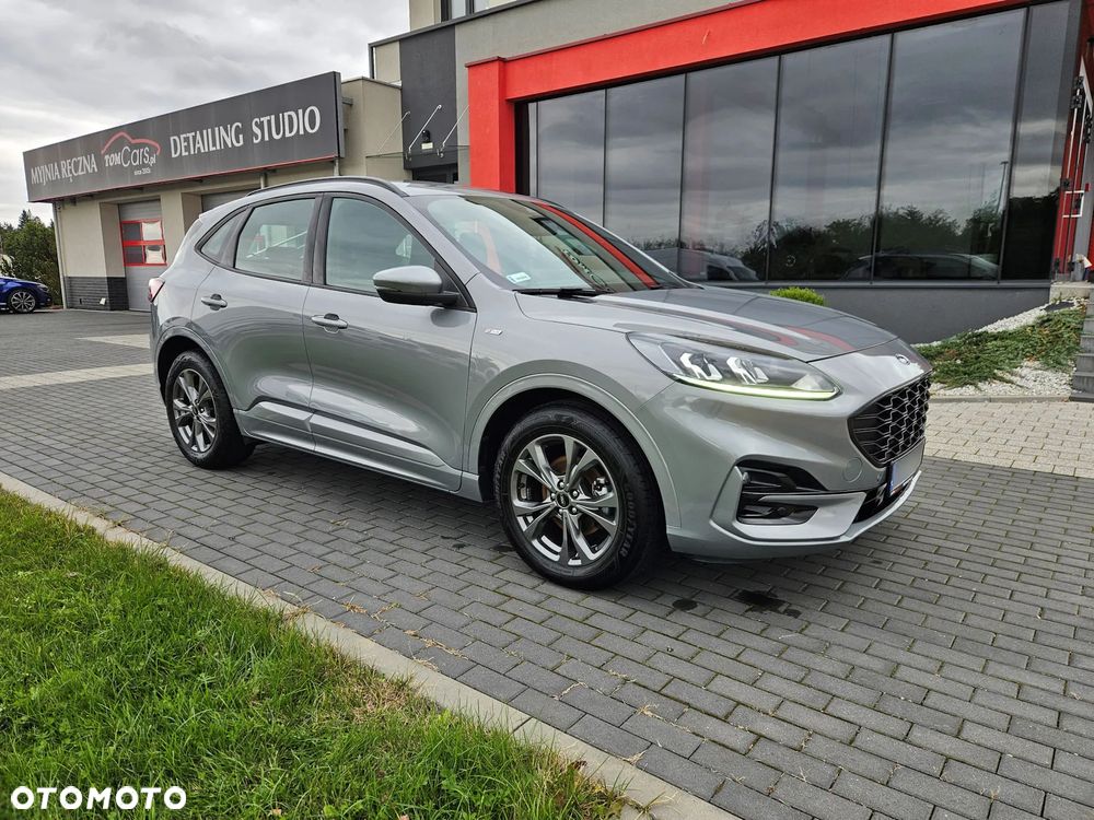 Ford Kuga 2.5 FHEV FWD ST-Line - 1