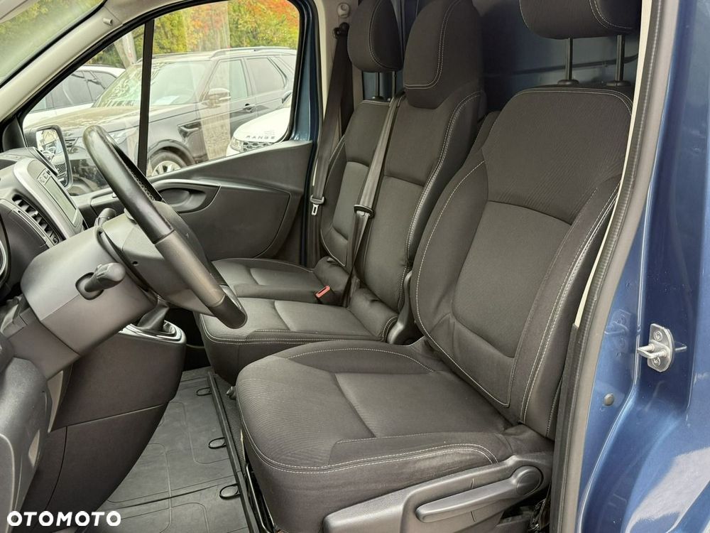 Renault Trafic - 11