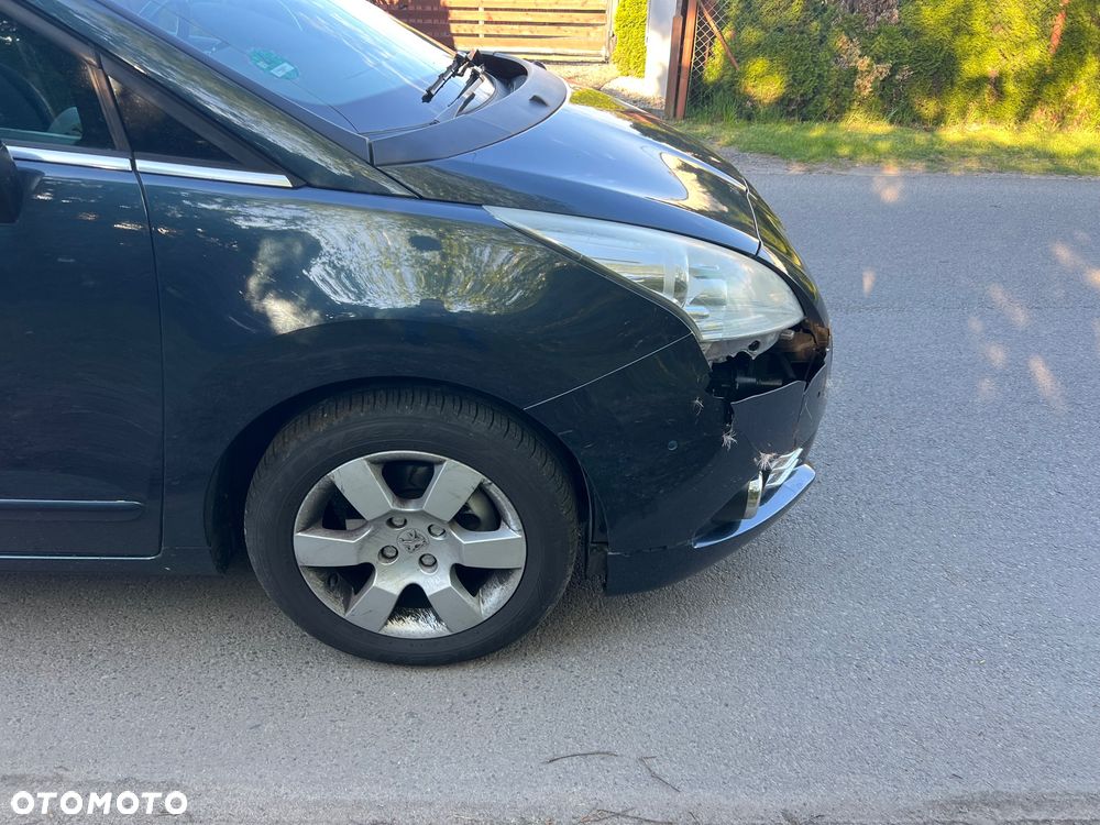 Peugeot 5008 1.6 HDi Premium - 4