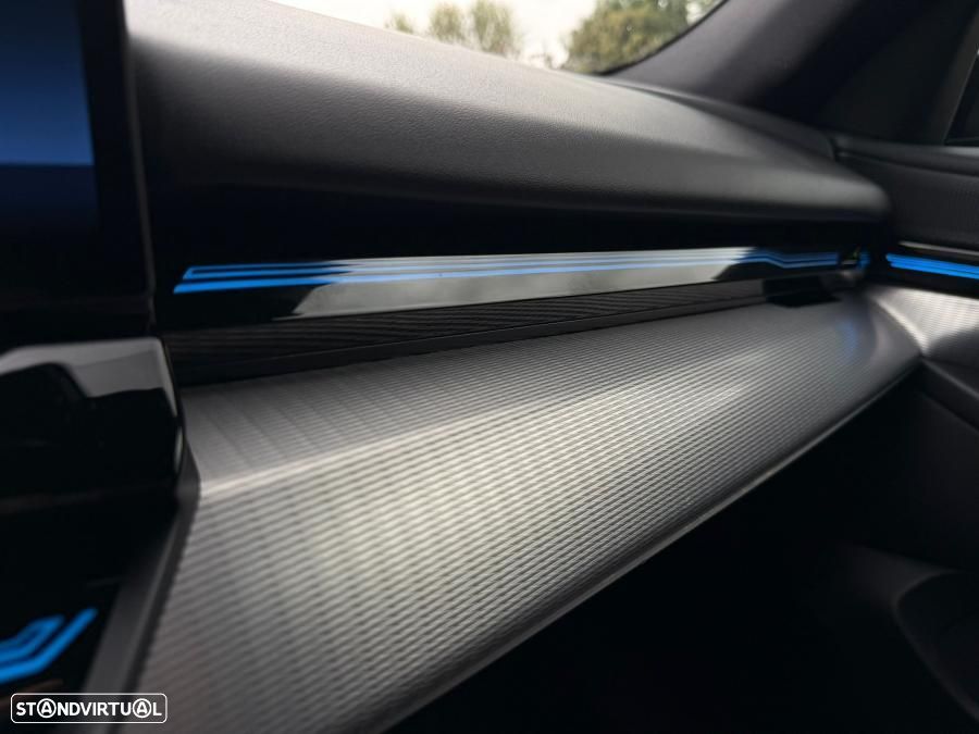 BMW 520 d Pack Desportivo M Pro - 8