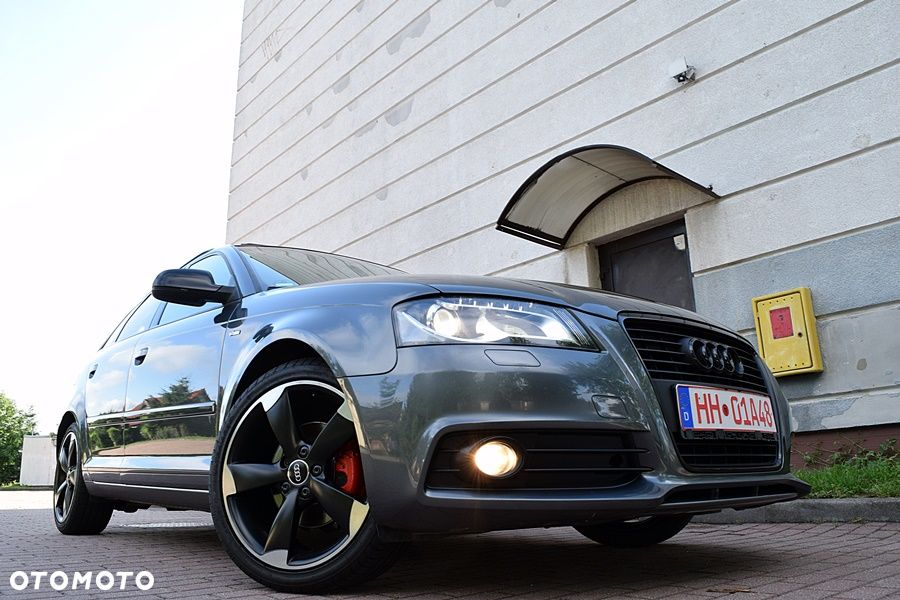 Audi A3 Sportback 1.4 TFSI S line Sportpaket - 3