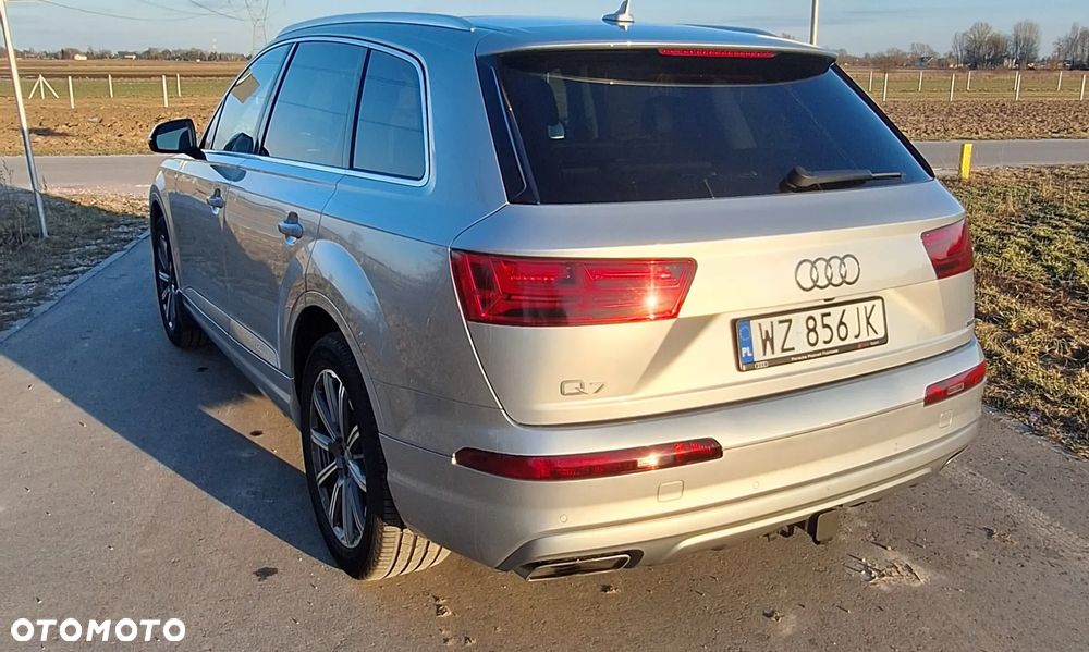 Audi Q7 - 7
