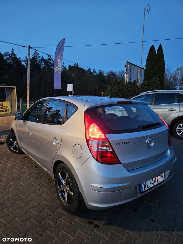 Hyundai i30 1.6 Comfort - 3