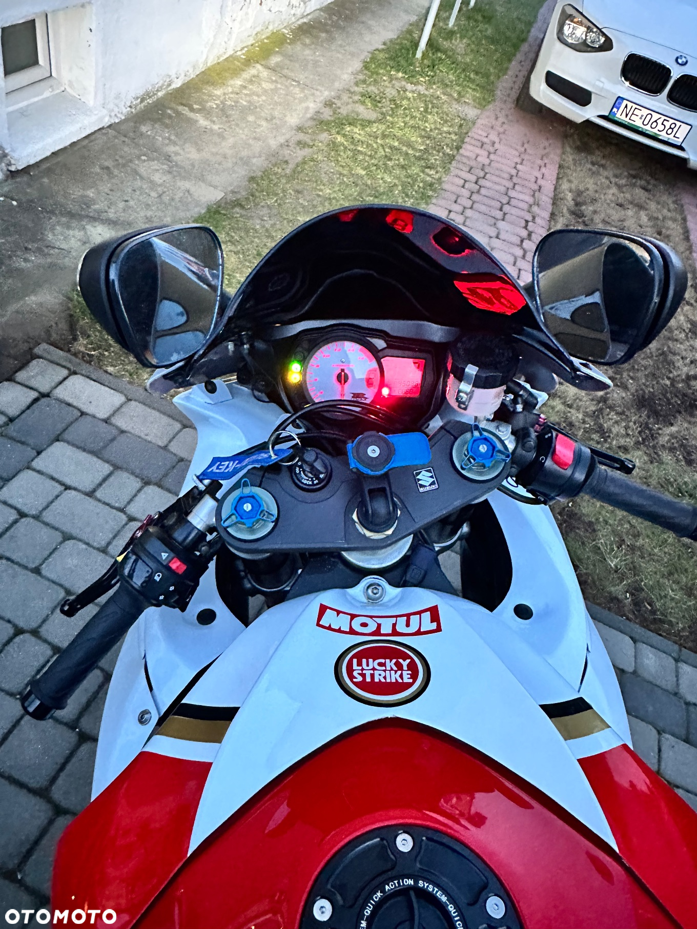 Suzuki GSX-R - 12