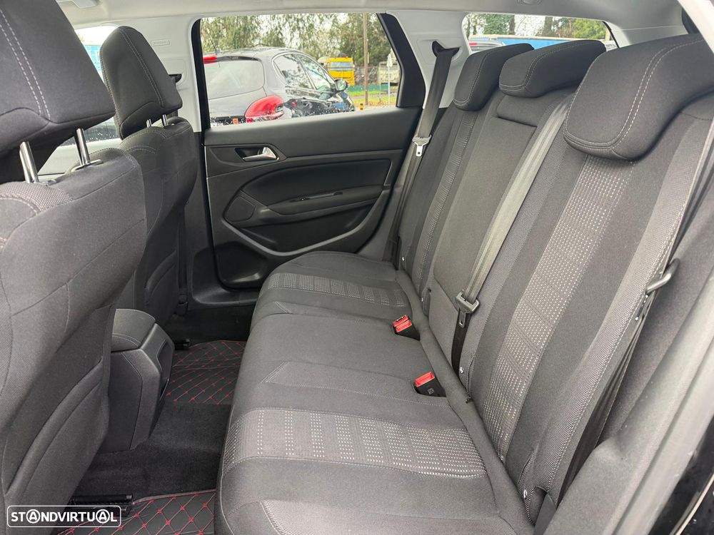 Peugeot 308 1.6 e-HDi Active - 23