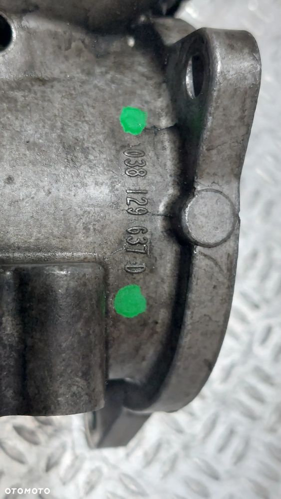 ZAWÓR EGR SEAT LEON 2,0 TDI KOD BKD R2007 NR 038129637D - 3