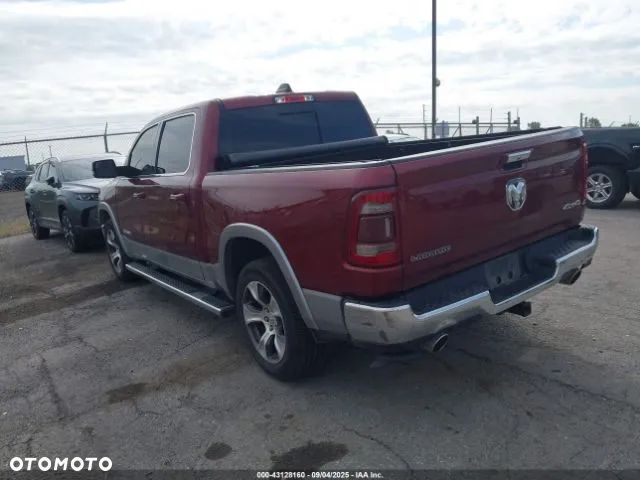 RAM 1500 Crew Cab Shortbed Laramie - 4