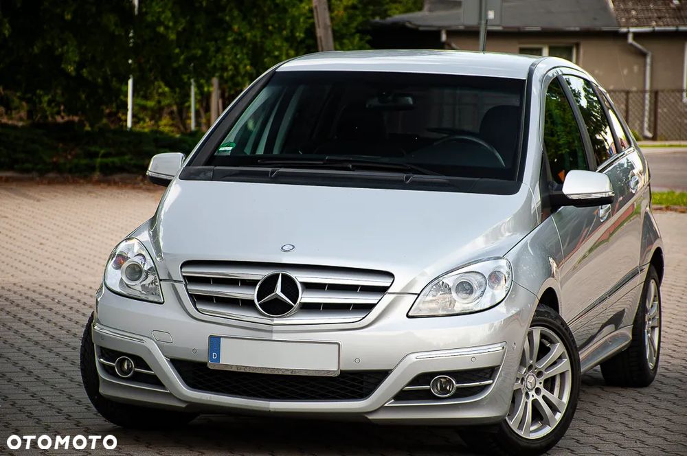 Mercedes-Benz Klasa B 180 CDI DPF Special Edition - 24