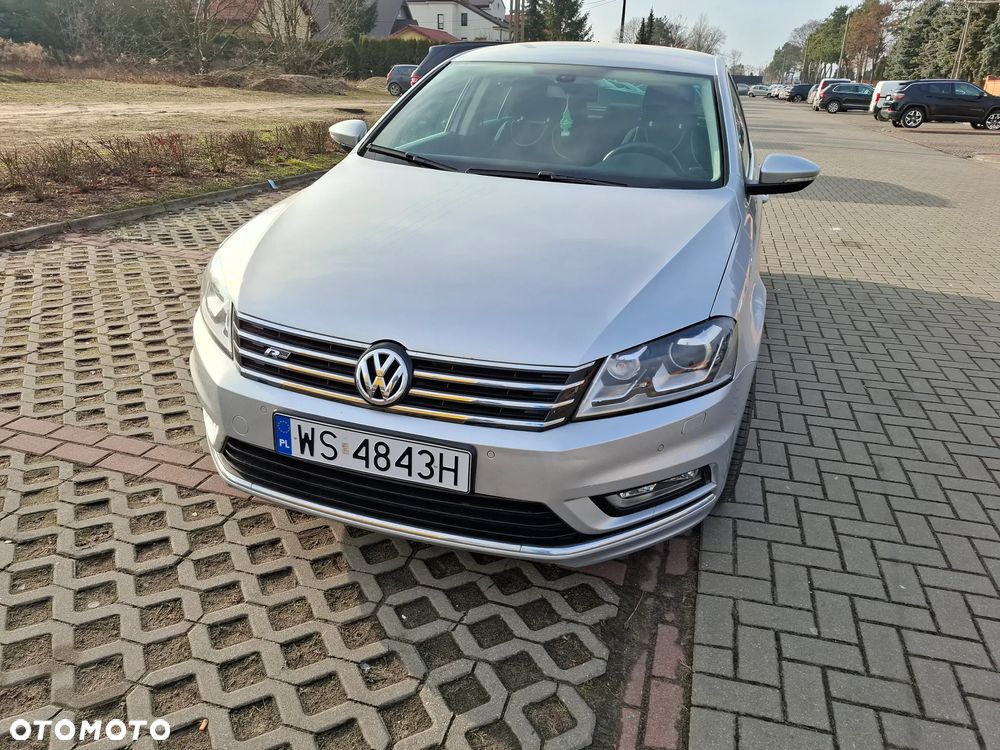 Volkswagen Passat 1.6 TDI BlueMotion Technology R-Line - 8
