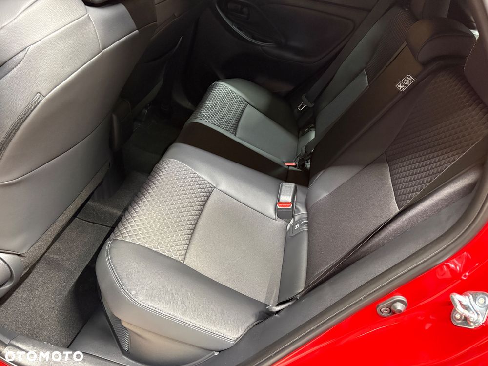Toyota Yaris - 24