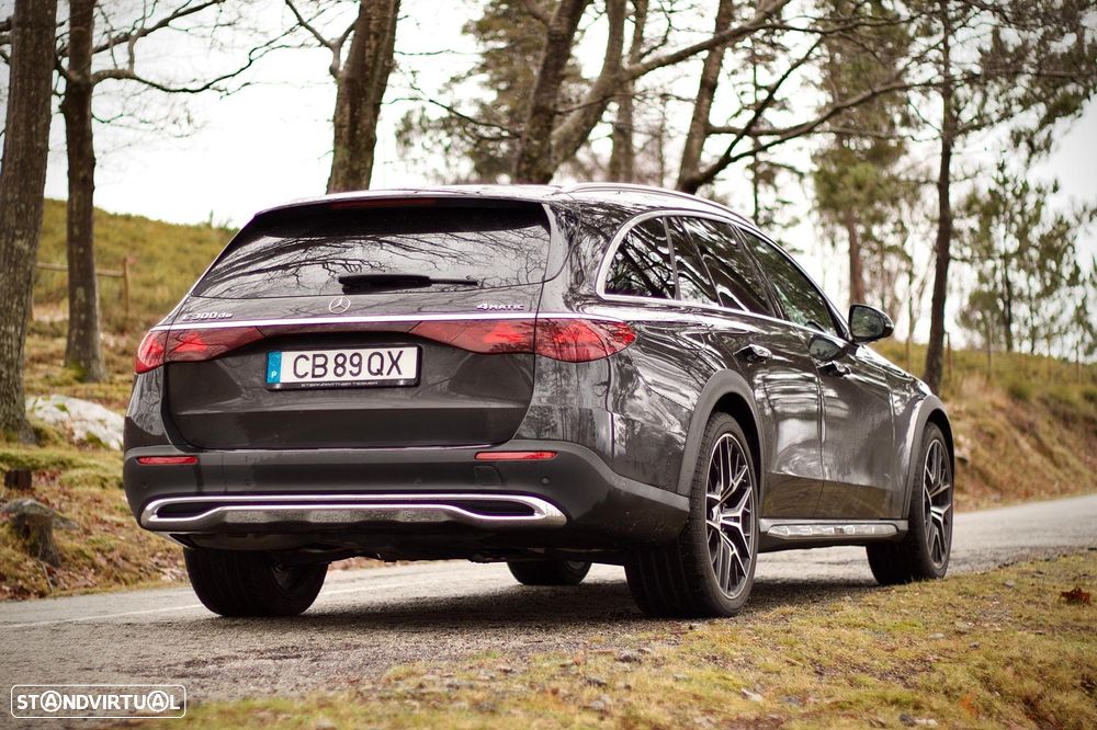 Mercedes-Benz E 300 de 4Matic All-Terrain - 3