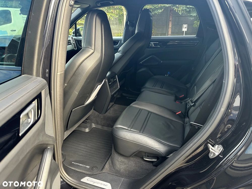 Porsche Cayenne Standard - 6