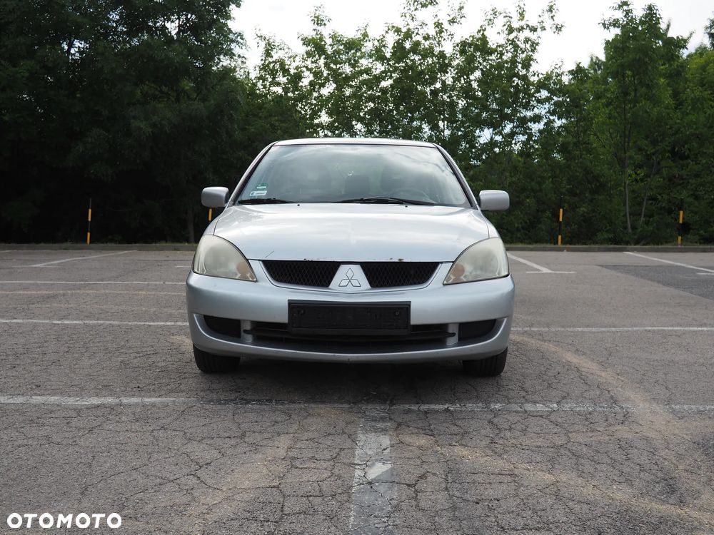 Mitsubishi Lancer - 2