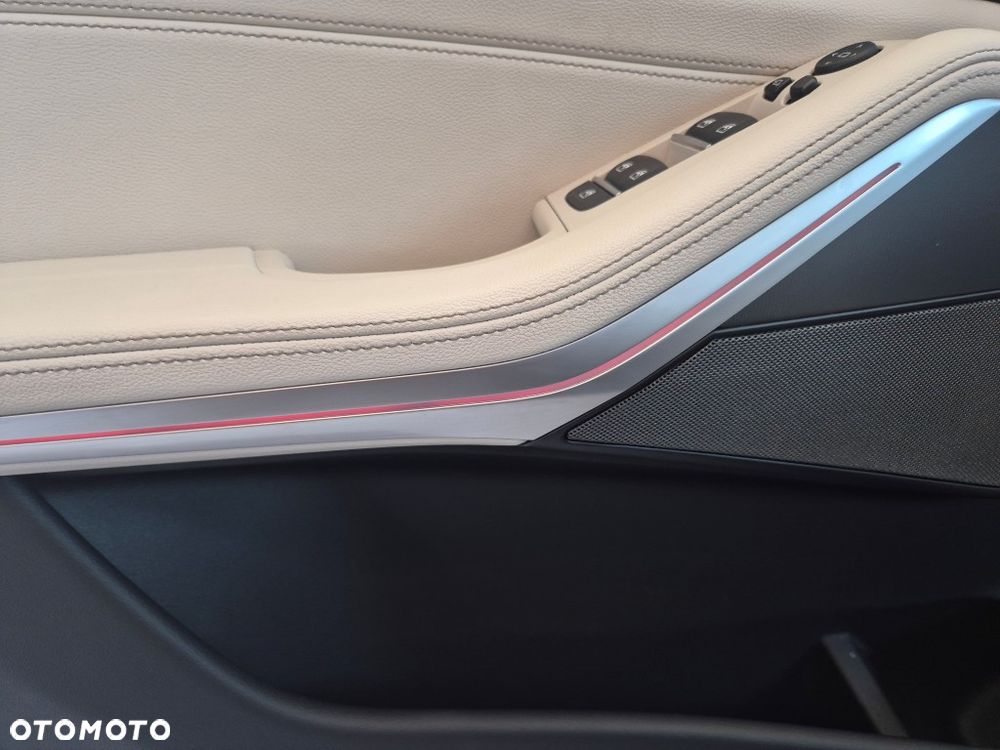 BMW X5 xDrive40d mHEV - 26