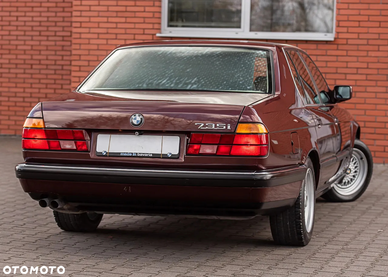 BMW Seria 7 - 12