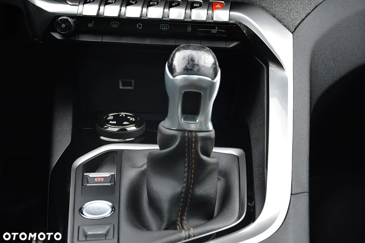Peugeot 3008 - 32