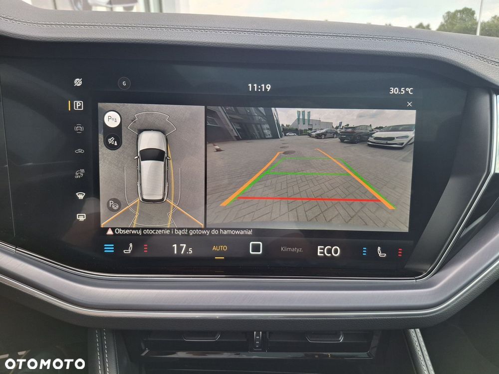 Volkswagen Touareg 3.0 V6 TDI 4Motion R-Line - 25