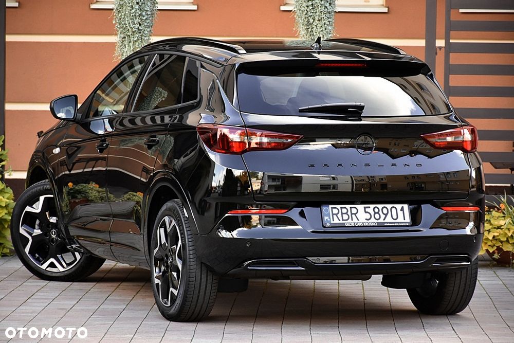 Opel Grandland X 1.2 Start/Stop Business Elegance - 3