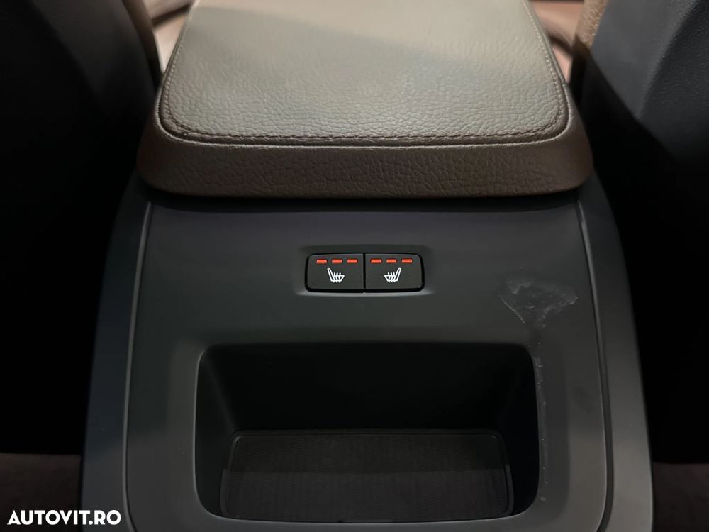 Volvo XC 90 - 24