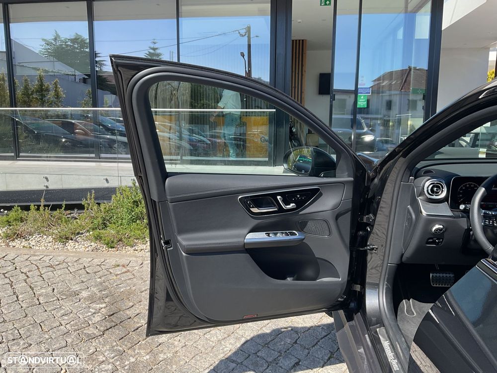 Mercedes-Benz GLC 300 de 4Matic - 25