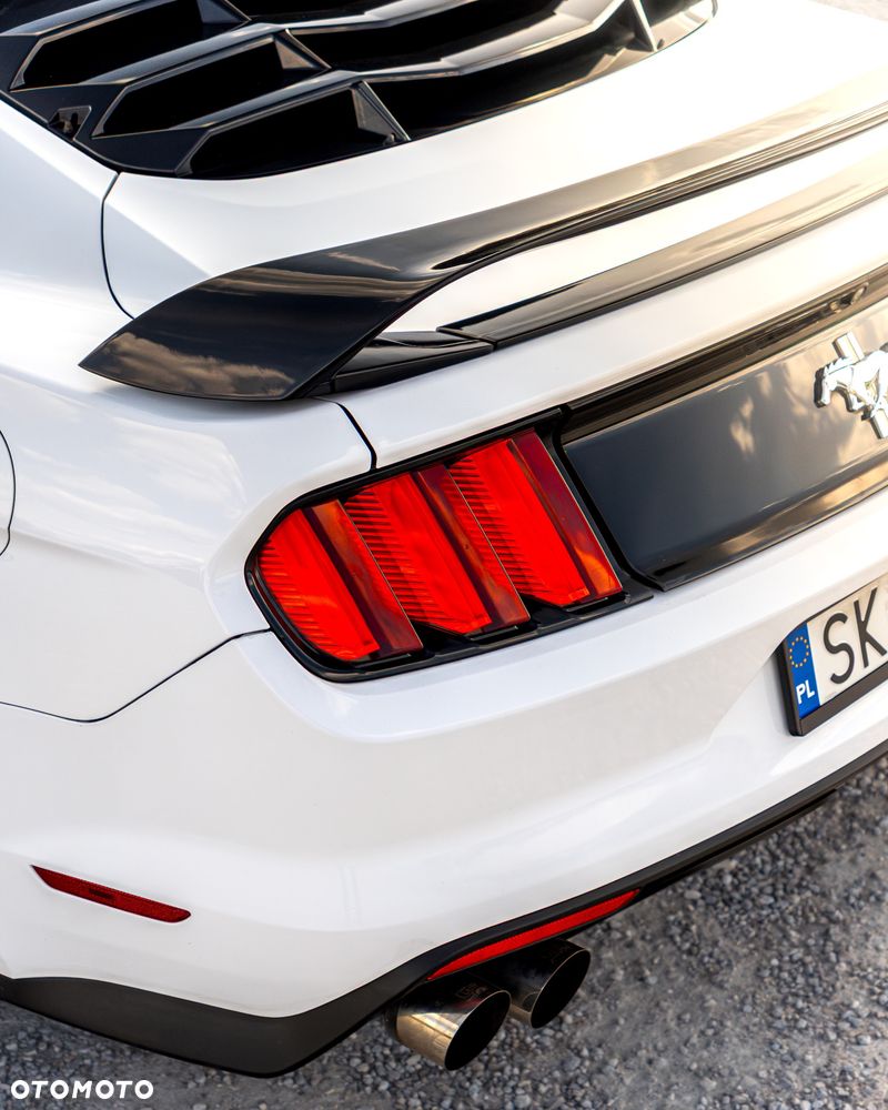 Ford Mustang - 5
