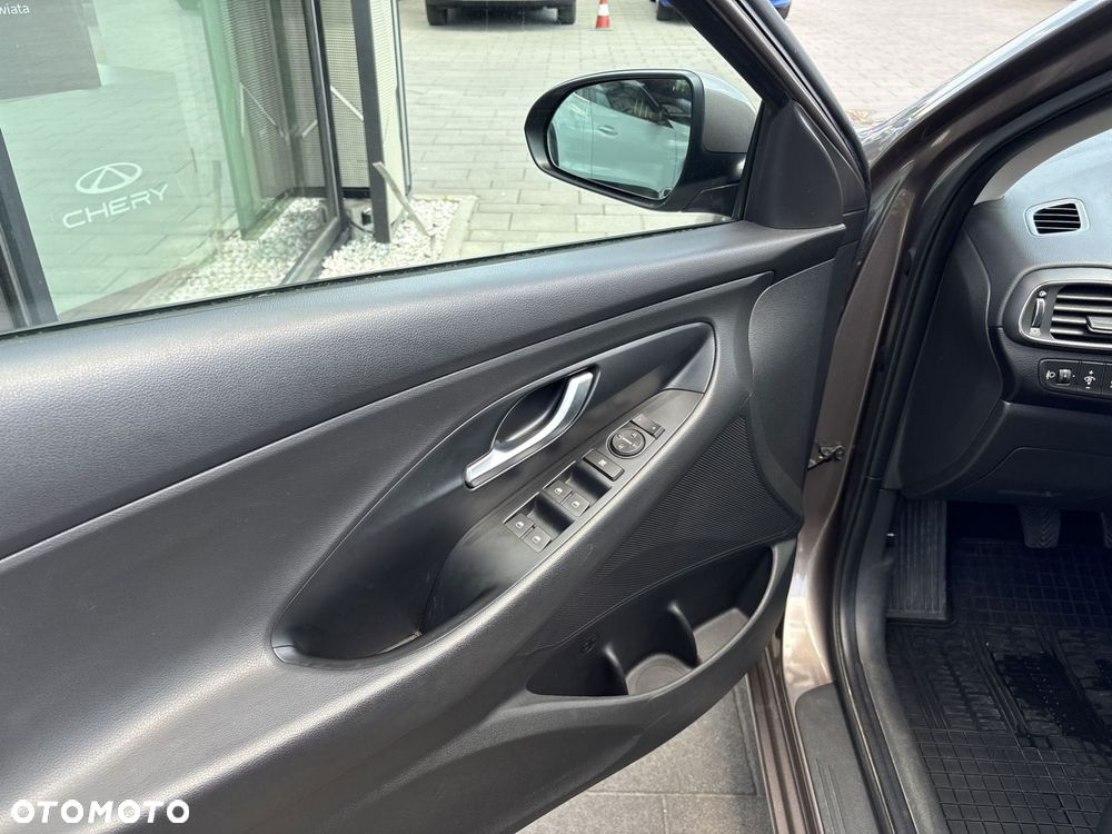Hyundai i30 - 10