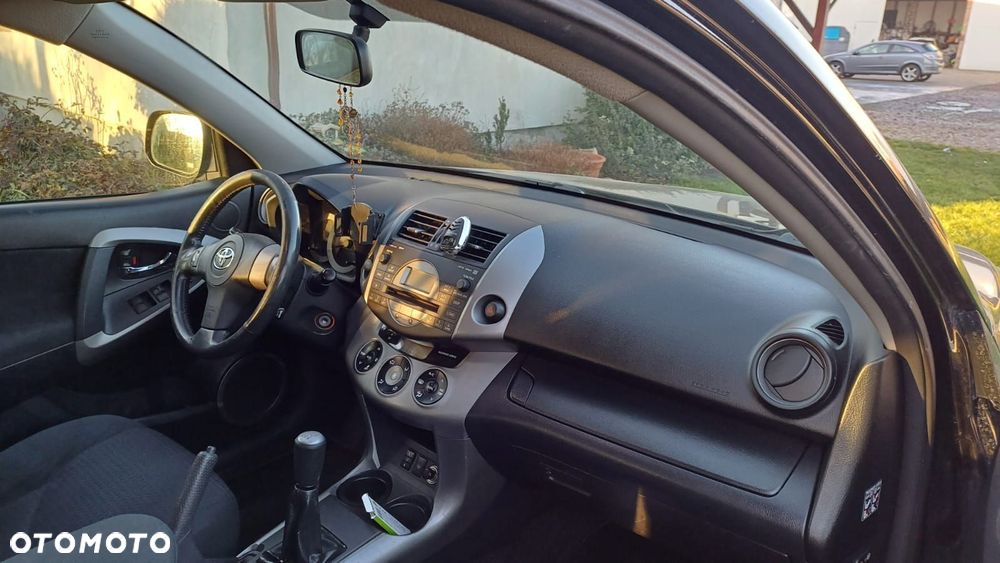 Toyota RAV4 2.0 4x4 - 16