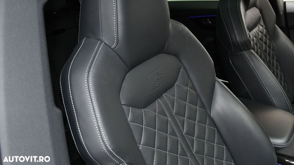 Audi Q8 - 14