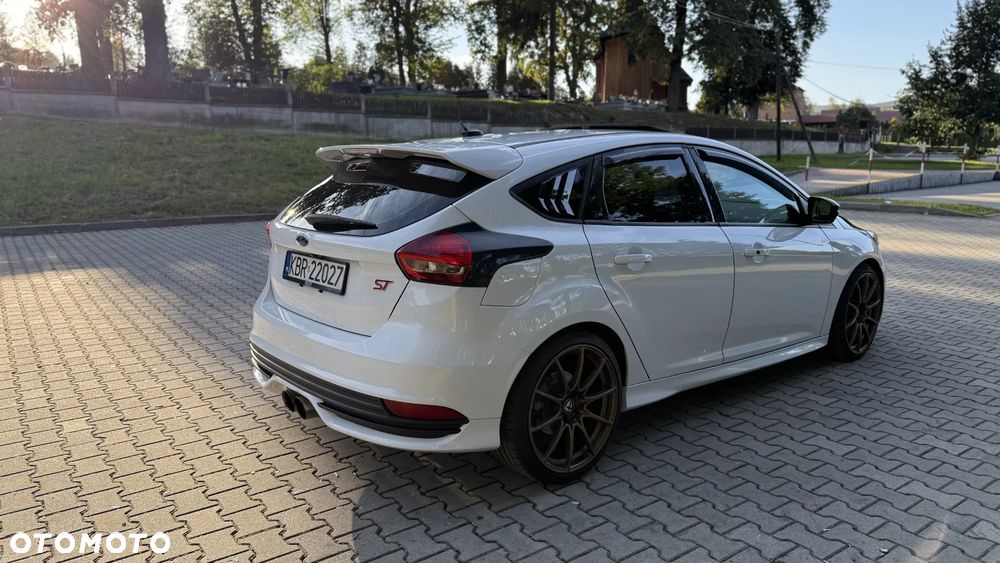 Ford Focus 2.0 EcoBoost ST - 6