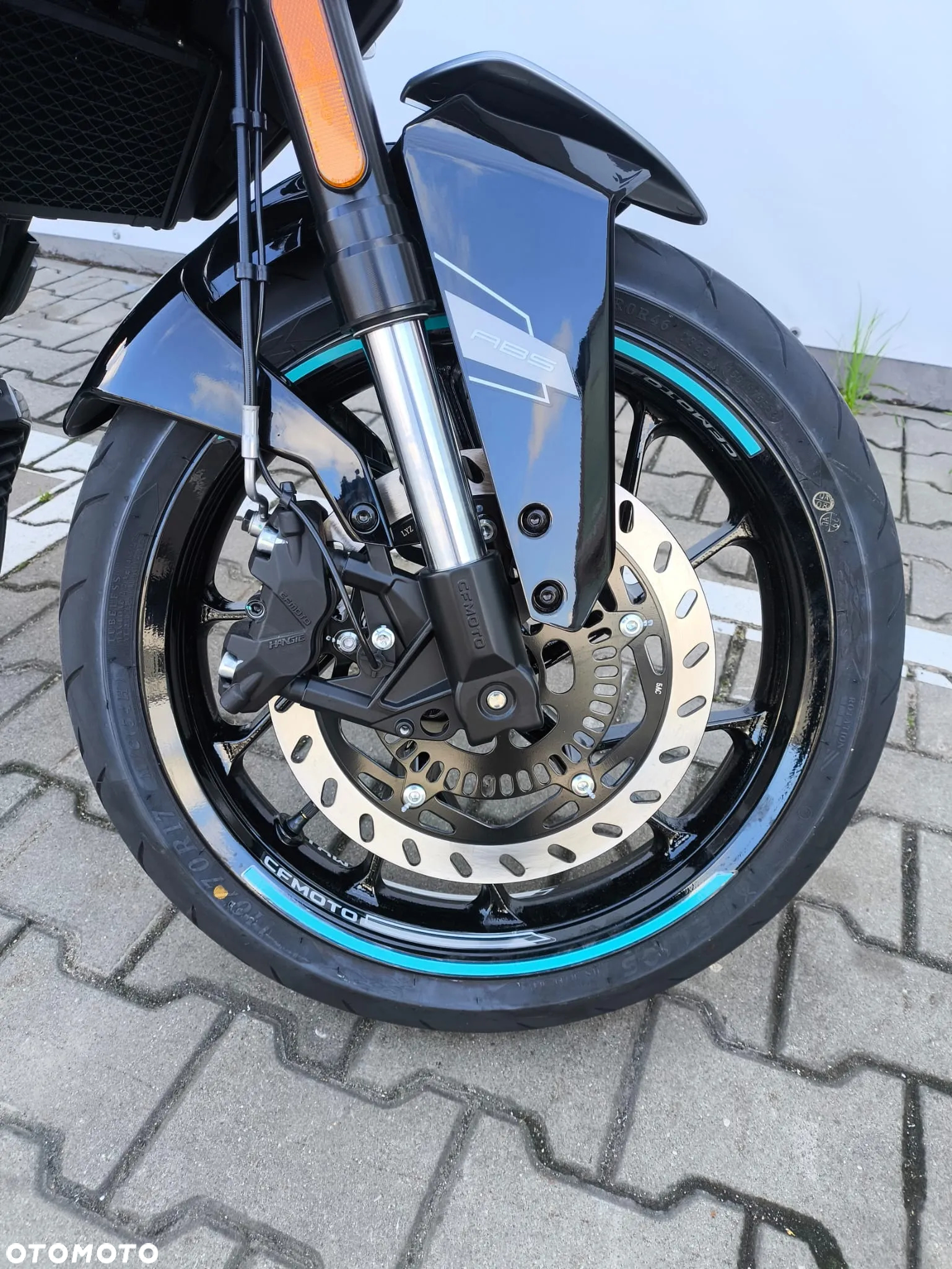 CFMoto NK - 8