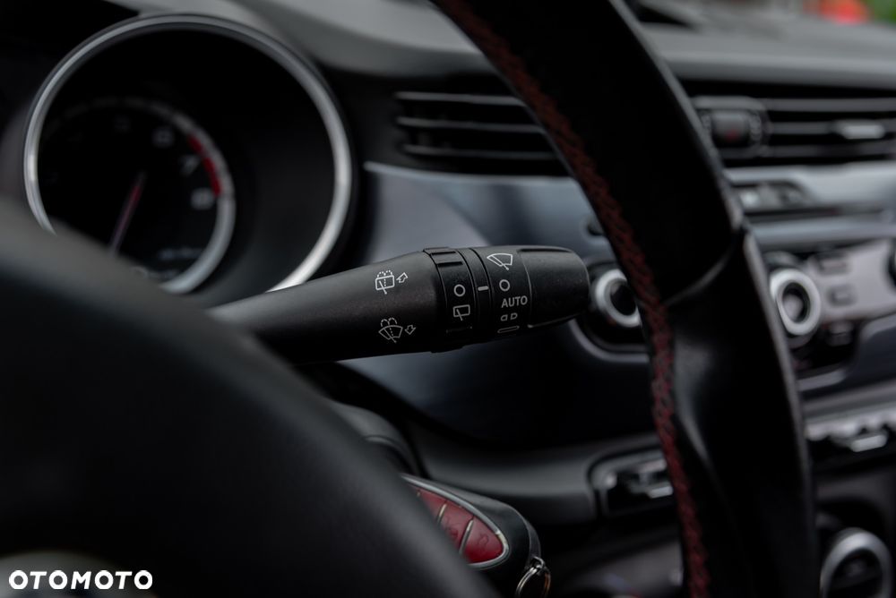 Alfa Romeo Giulietta 1.8 TBi 16V Quadrifoglio Verde - 33