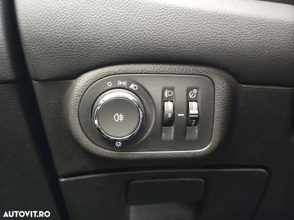 Opel Zafira Tourer 1.6 CDTI ECOTEC Start/Stop Edition - 26