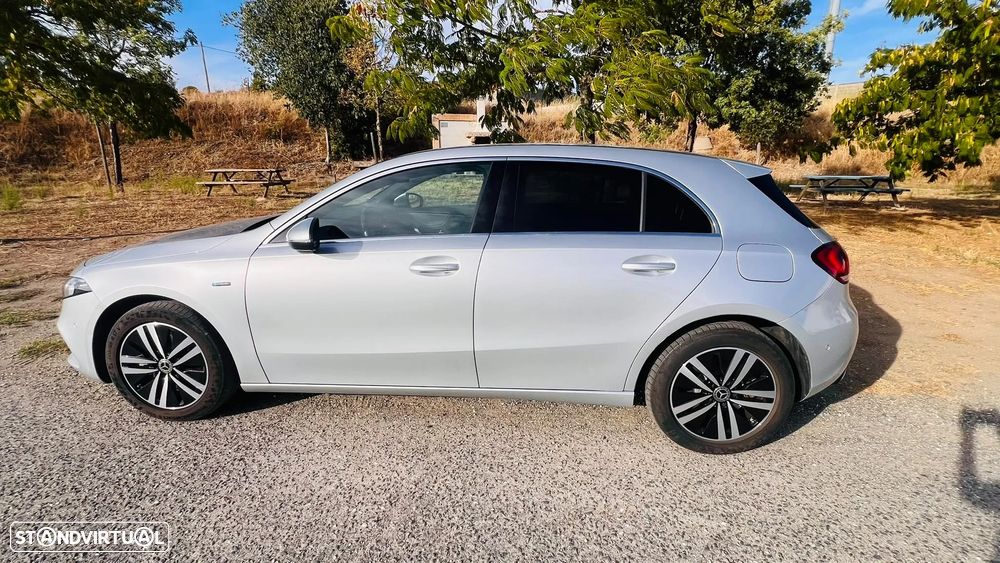 Mercedes-Benz A 250 e Progressive - 9