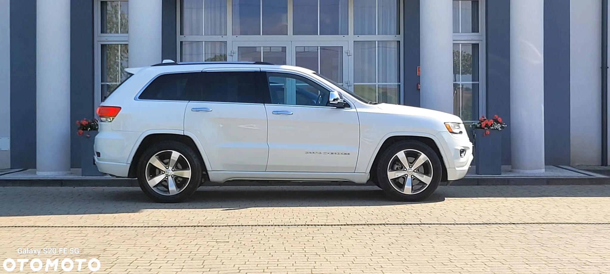 Jeep Grand Cherokee 5.7 V8 HEMI 4WD Automatik Overland - 4