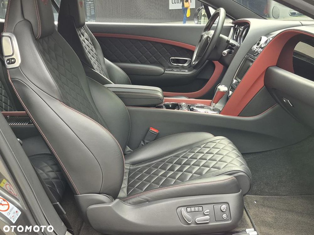Bentley Continental GT - 36