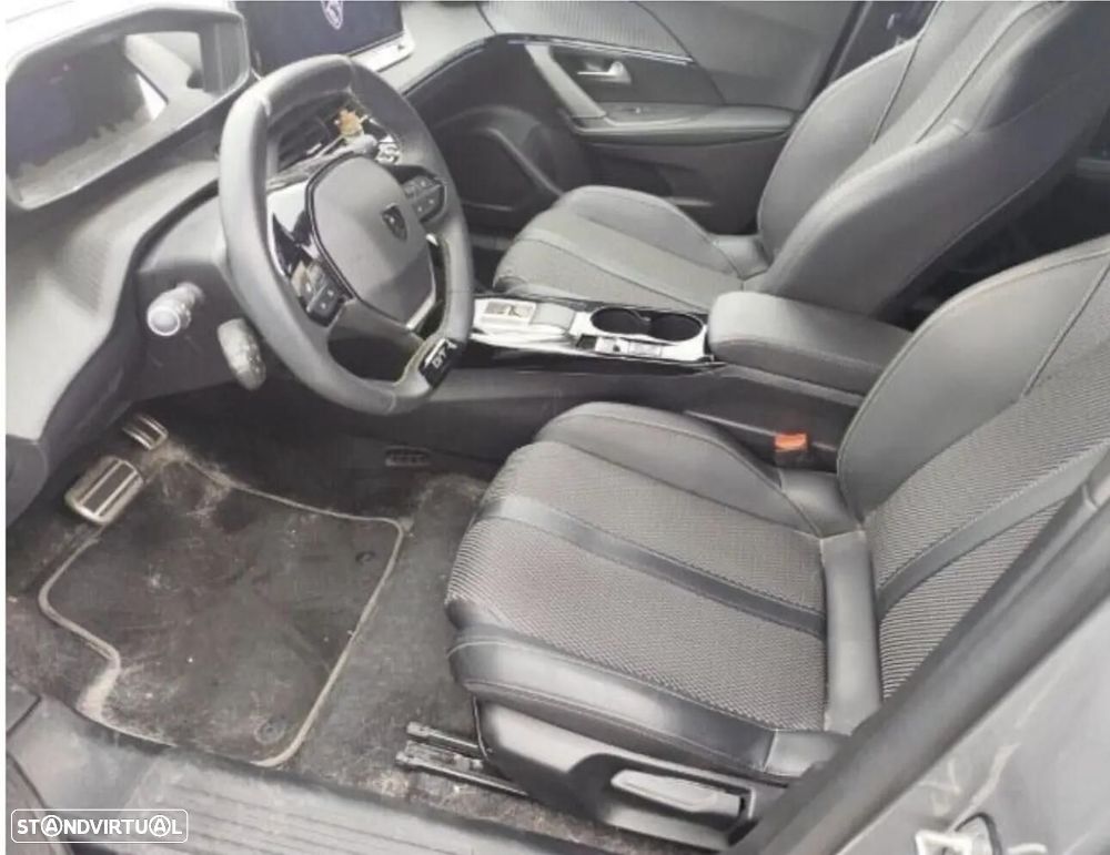 Peugeot e-2008 54 kWh GT - 7
