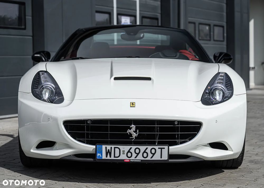 Ferrari California F1 DCT - 6