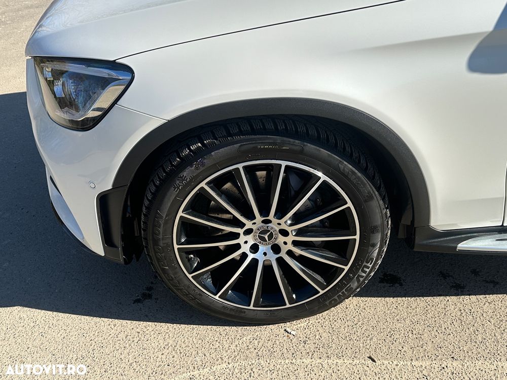 Mercedes-Benz GLC 300 d 4MATIC 9G-TRONIC - 8