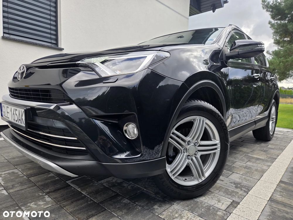 Toyota RAV4 2.0 D-4D Premium 4x2 - 19