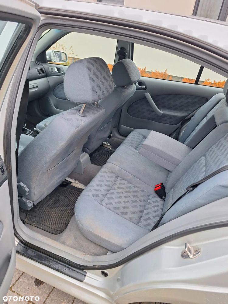 Skoda Octavia 1.6 Generation I - 16