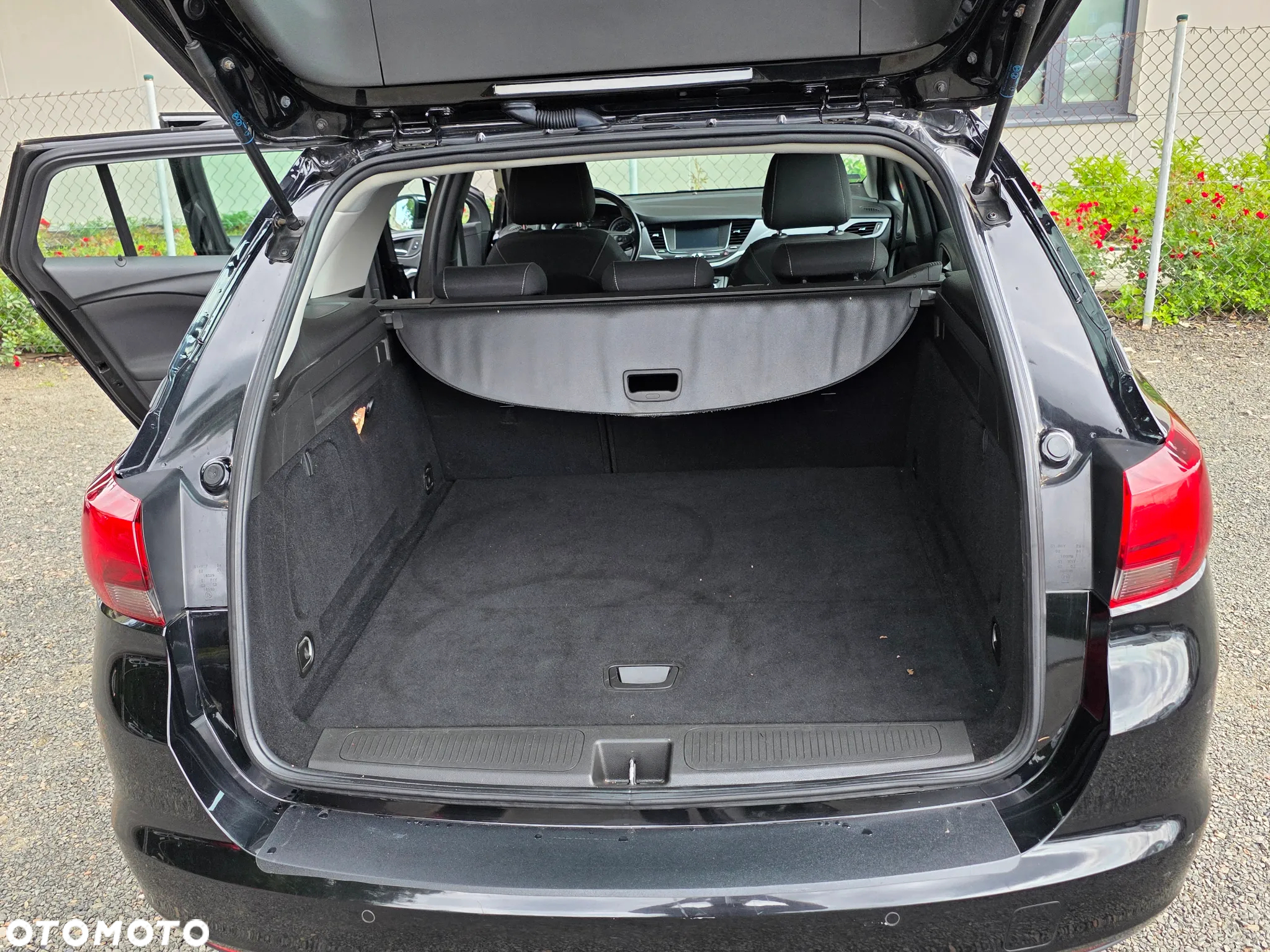 Opel Astra V 1.4 T Enjoy - 10