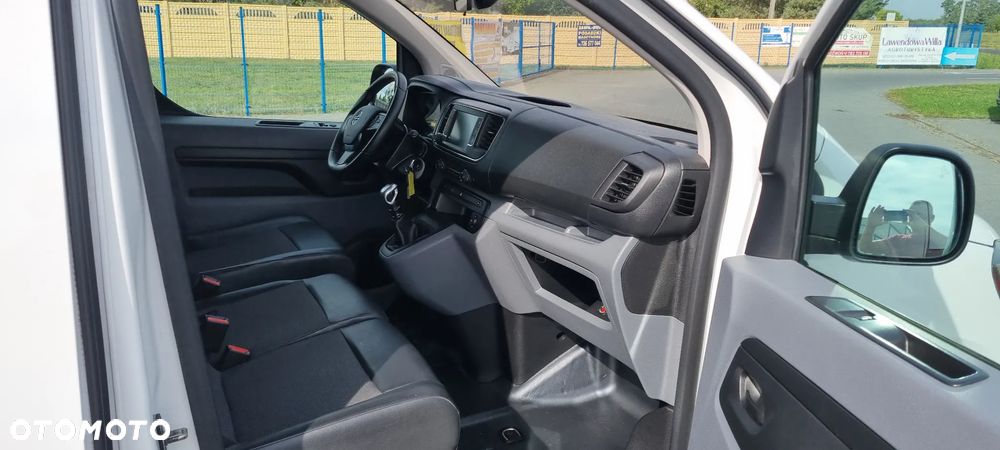 Opel Vivaro - 10