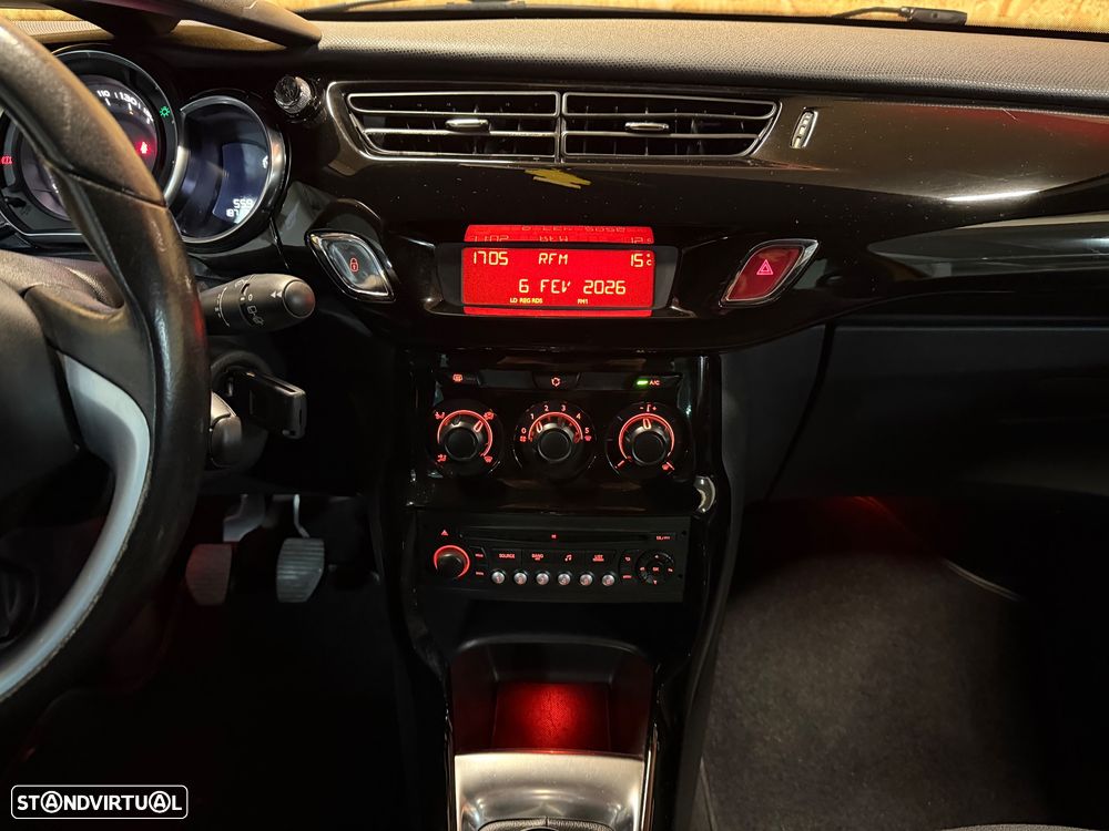 Citroën DS3 1.2 VTi So Chic - 18