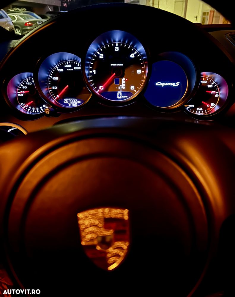 Porsche Cayenne 4.1 V8 S TipTronic - 15