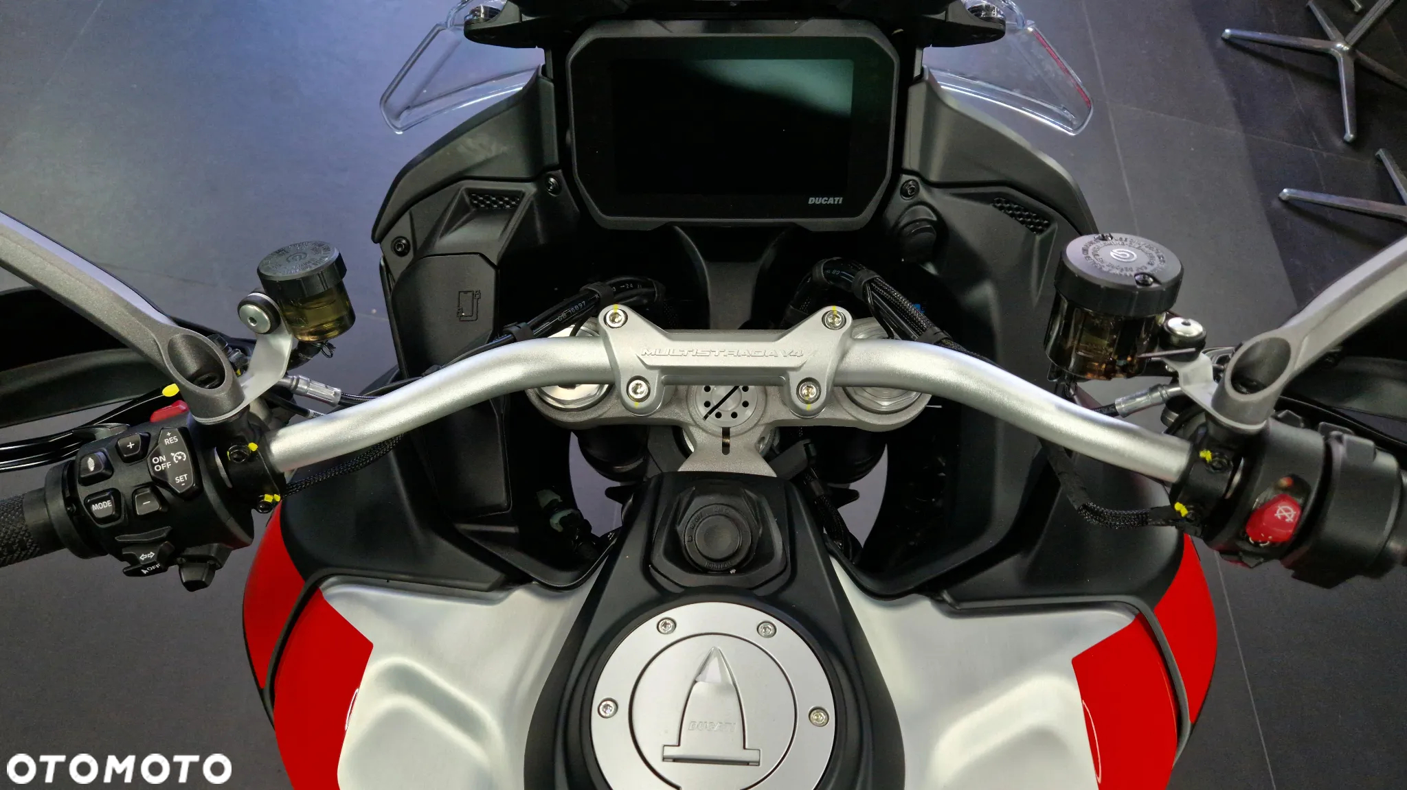 Ducati Multistrada - 13